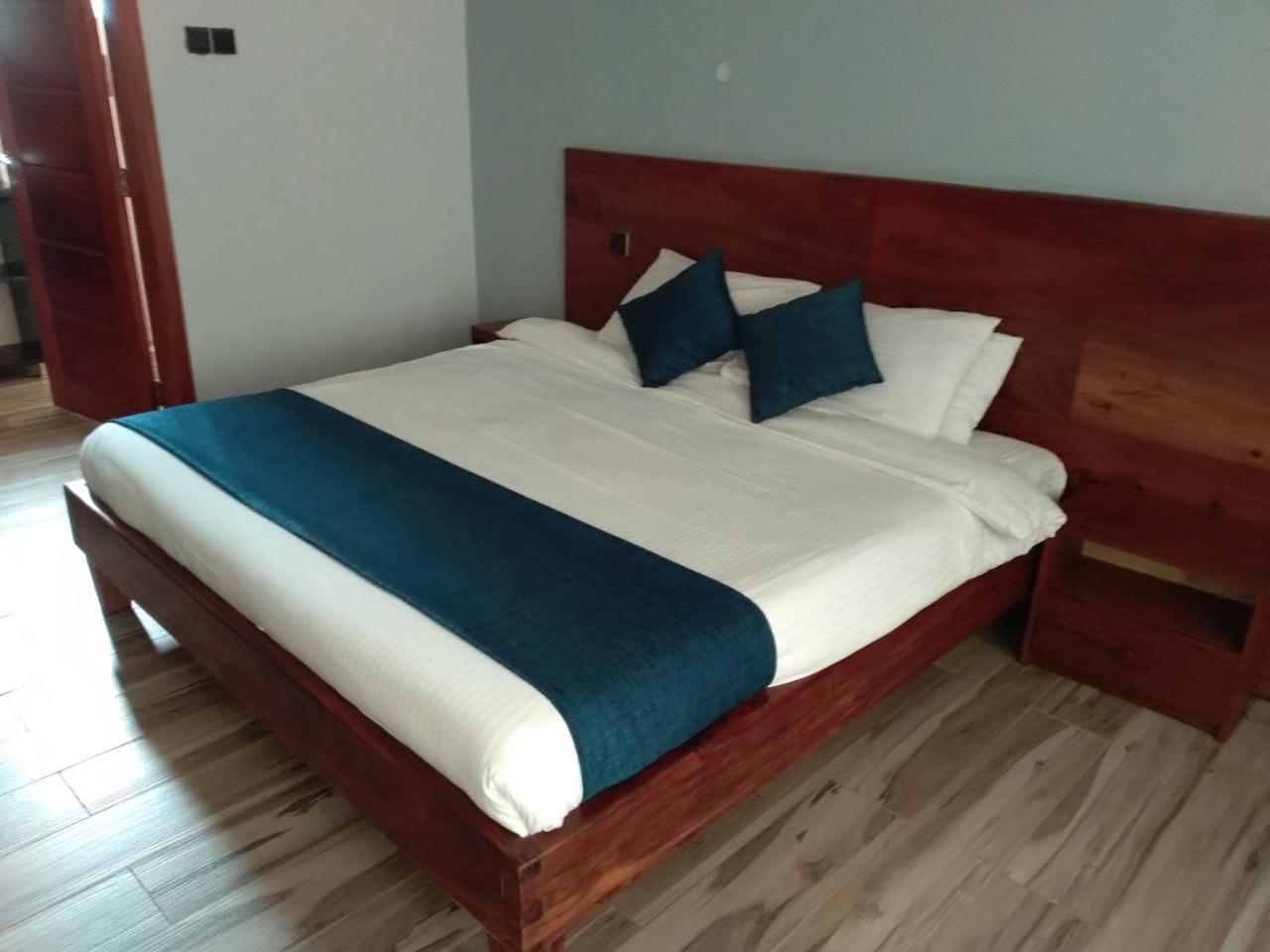 Nile Village & Hotel